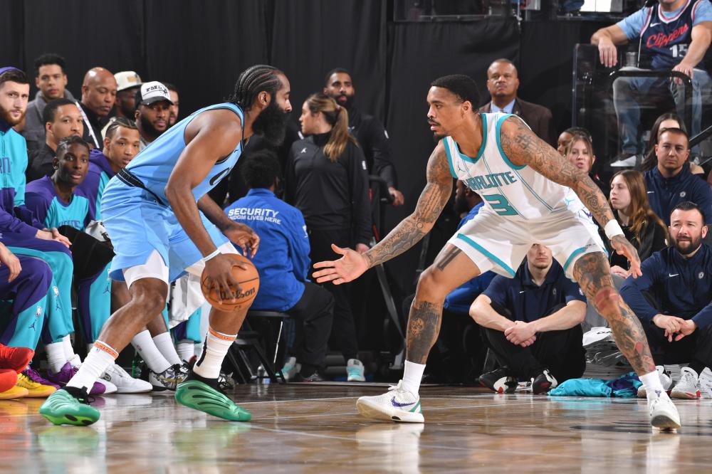 其吸引力自 其吸引力自