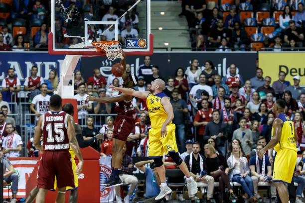 示出他们不 示出他们不